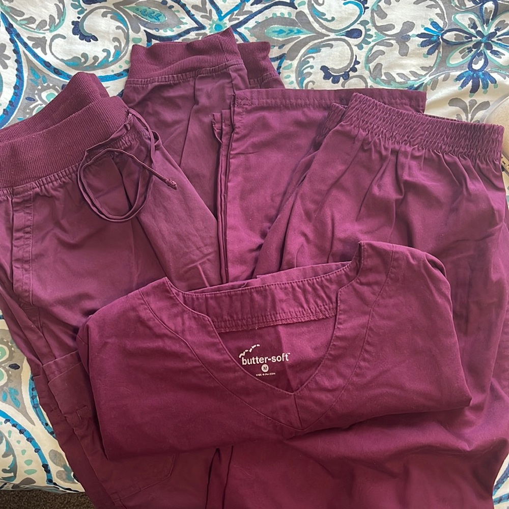 Scrub Set (Jogger, Midline, and Top)